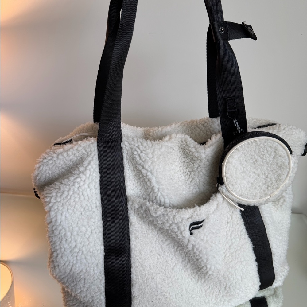 Fabletics Sherpa White and Black Women's Bag